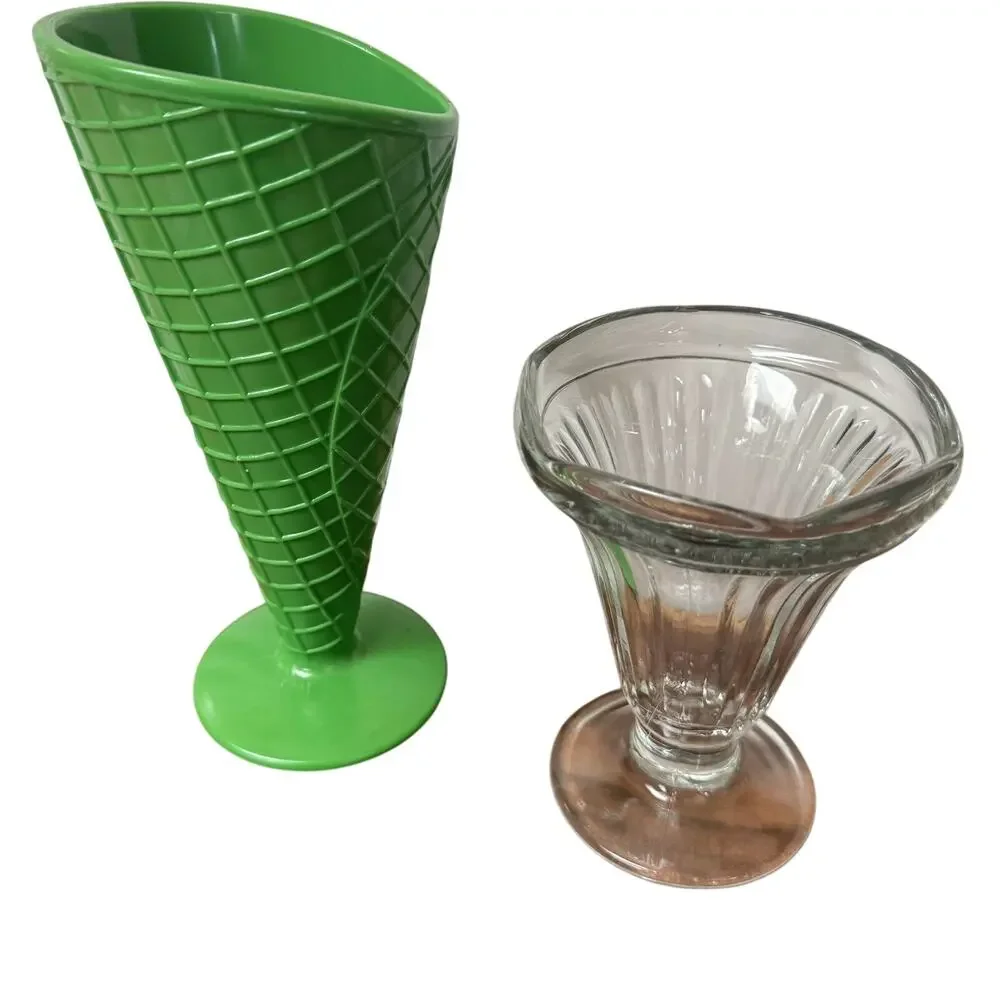 Vintage 1970s Tupperware Salad Keeper Jadeite Green Lid & (5) Ice Cream Cups